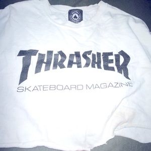 WHITE THRASHER CROPPED TEE SHIRT 🏁